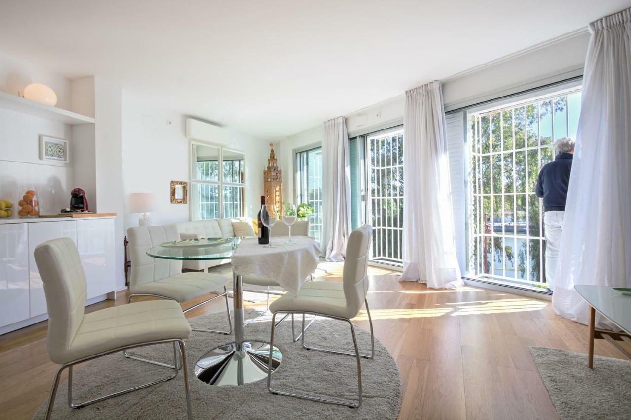 Betis Deluxe Riverside Séville Extérieur photo