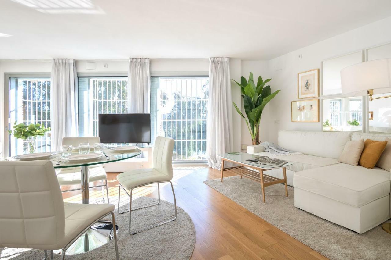Betis Deluxe Riverside Séville Extérieur photo